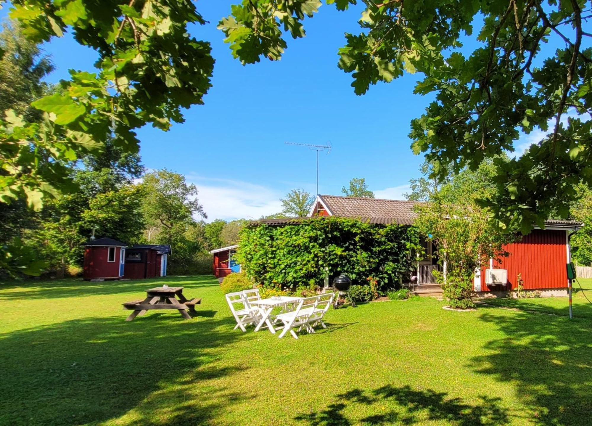 Fridfullt Laege Mitt Pa Oeland Villa Färjestaden Kültér fotó